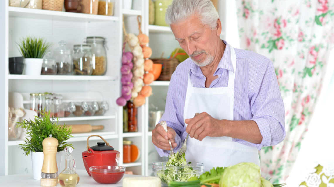 Nutrição para idosos: apoio essencial para mais autonomia e bem-estar 